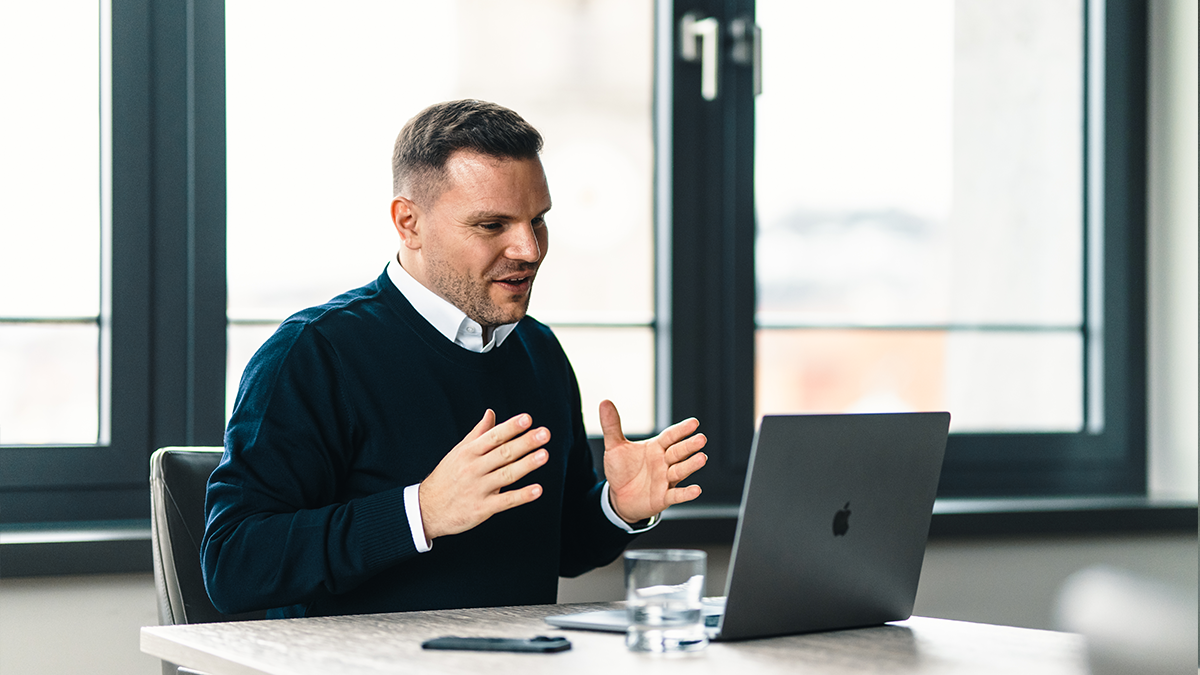Dominik von Falkenhausen – KI-Sichtbarkeit für ästhetische Medizin
